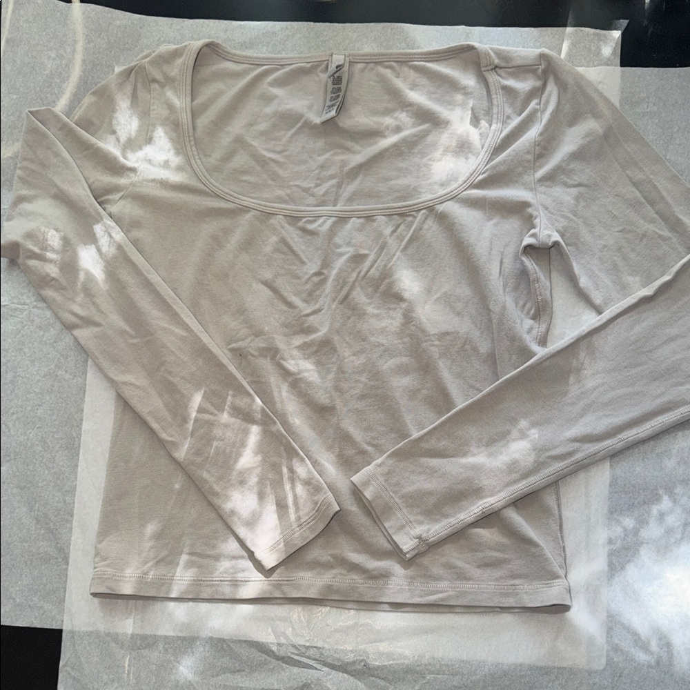 SKIMS Scoop Neck Long Sleeve Top